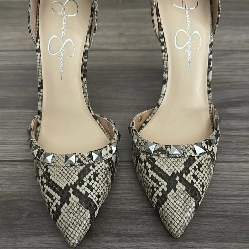 Jessica Simpson Elegant Black and White Stiletto Heels with Ankle Strap - Picture 8 of 9
